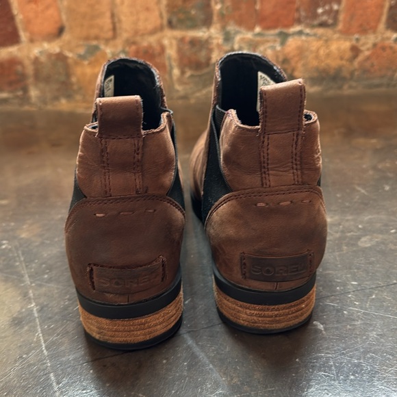 Sorel Womens Emelie Chelsea Boot - Picture 5 of 10